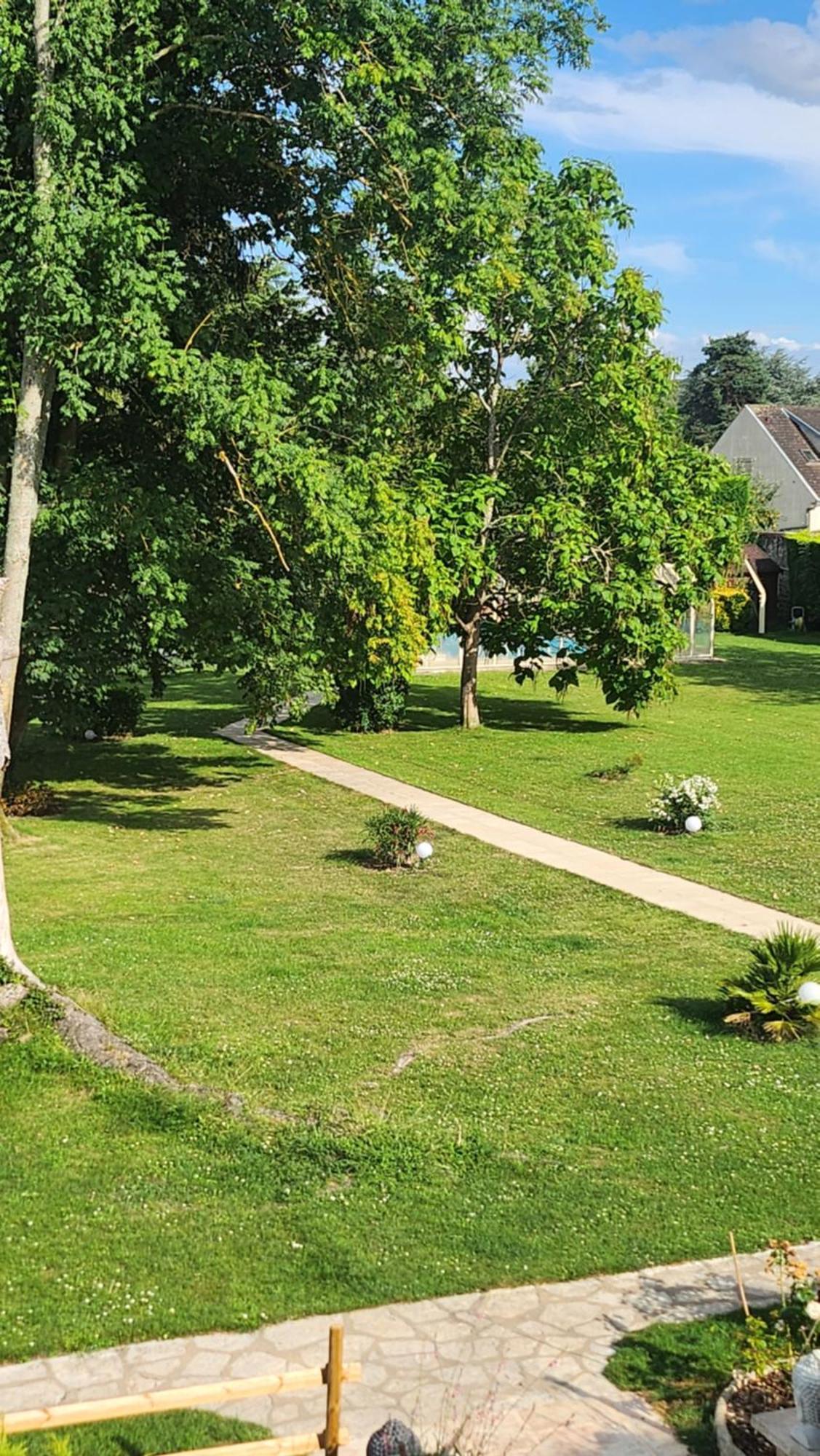 La Ferme Des Ruelles Bed & Breakfast Moigny Exterior photo